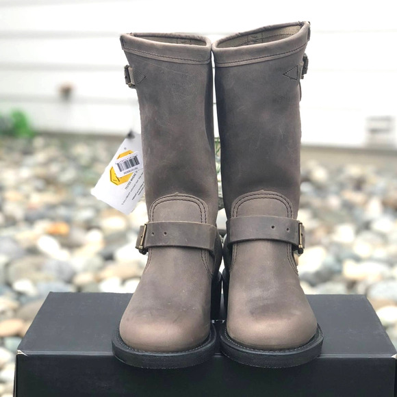 Chippewa 11" Grey Crazy Horse Ladies Engineer Boot - Picture 2 of 12